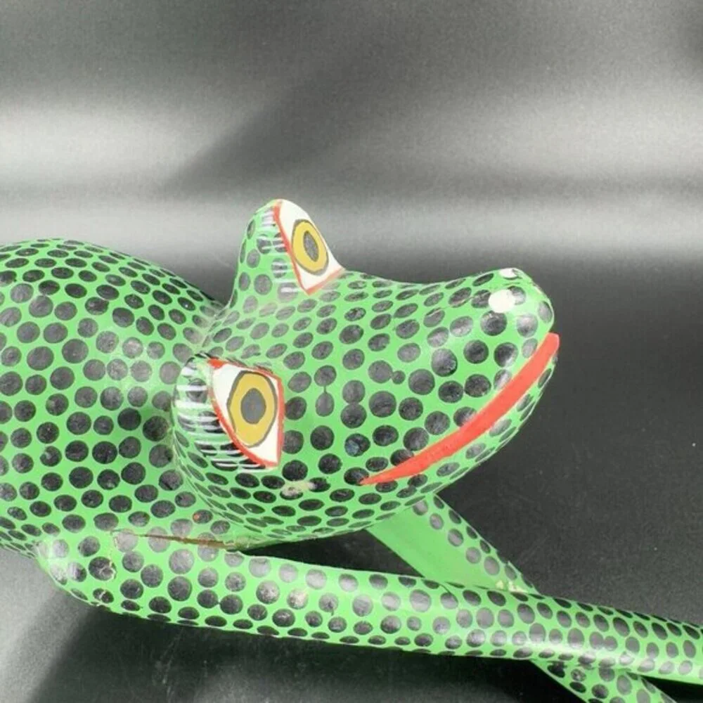 Francisco‎ Esteban Hernandez Mexican Folk Art Wood Long Frog Animal Signed AS IS
